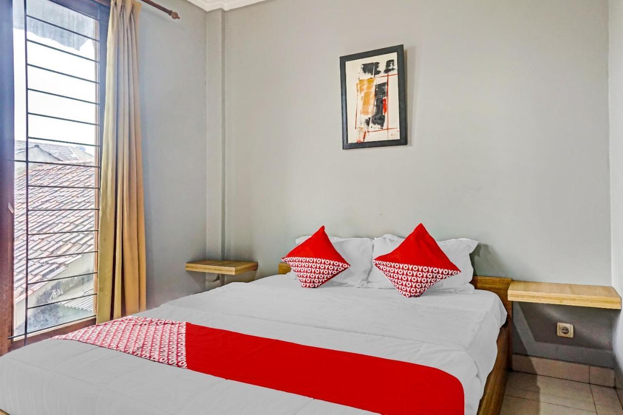 Oyo 90738 Griya Dara 2* Jakarta