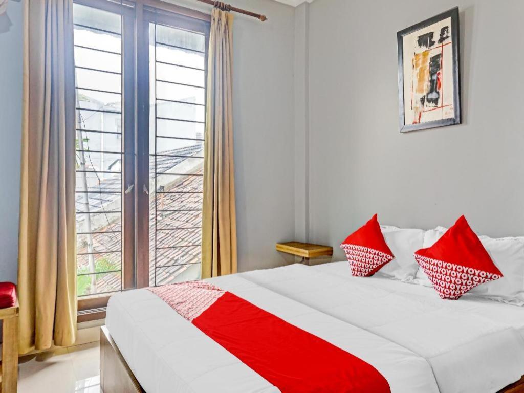 Hotel Oyo 90738 Griya Dara 2*