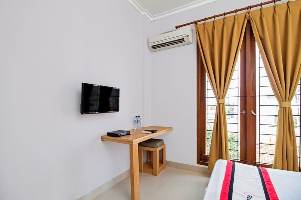 Oyo 90738 Griya Dara 2* Jakarta
