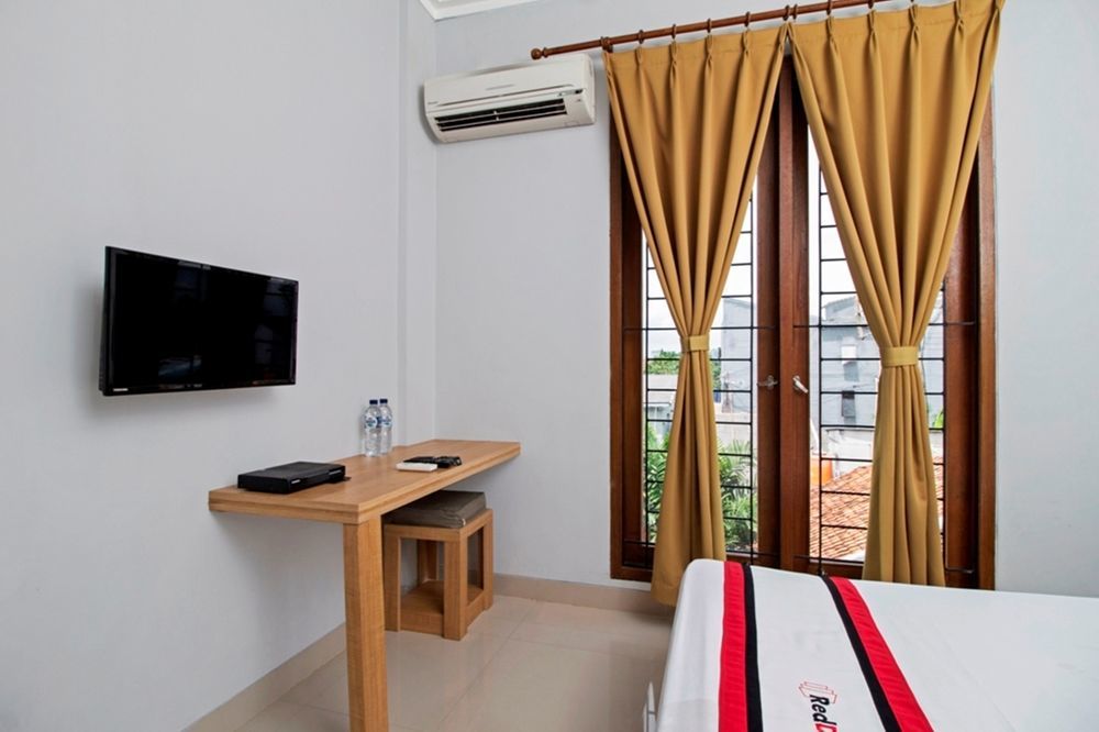 Oyo 90738 Griya Dara 2* Jakarta