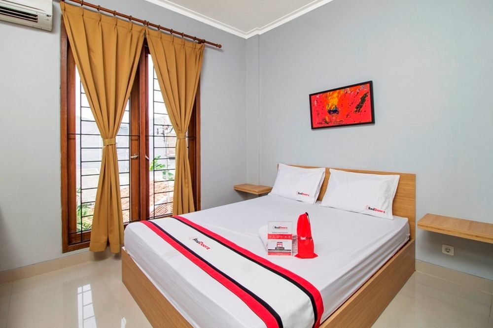 Oyo 90738 Griya Dara 2* Jakarta