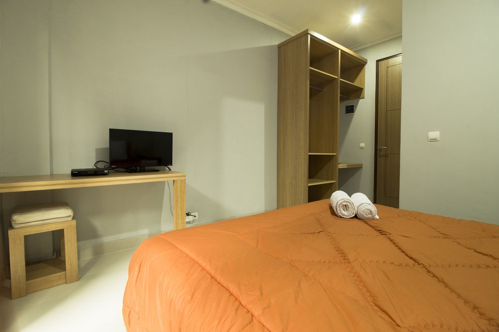 Oyo 90738 Griya Dara Hotel Jakarta