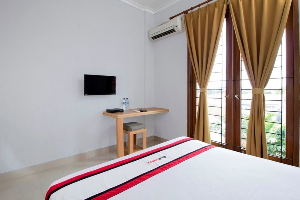 Hotel Oyo 90738 Griya Dara 2*